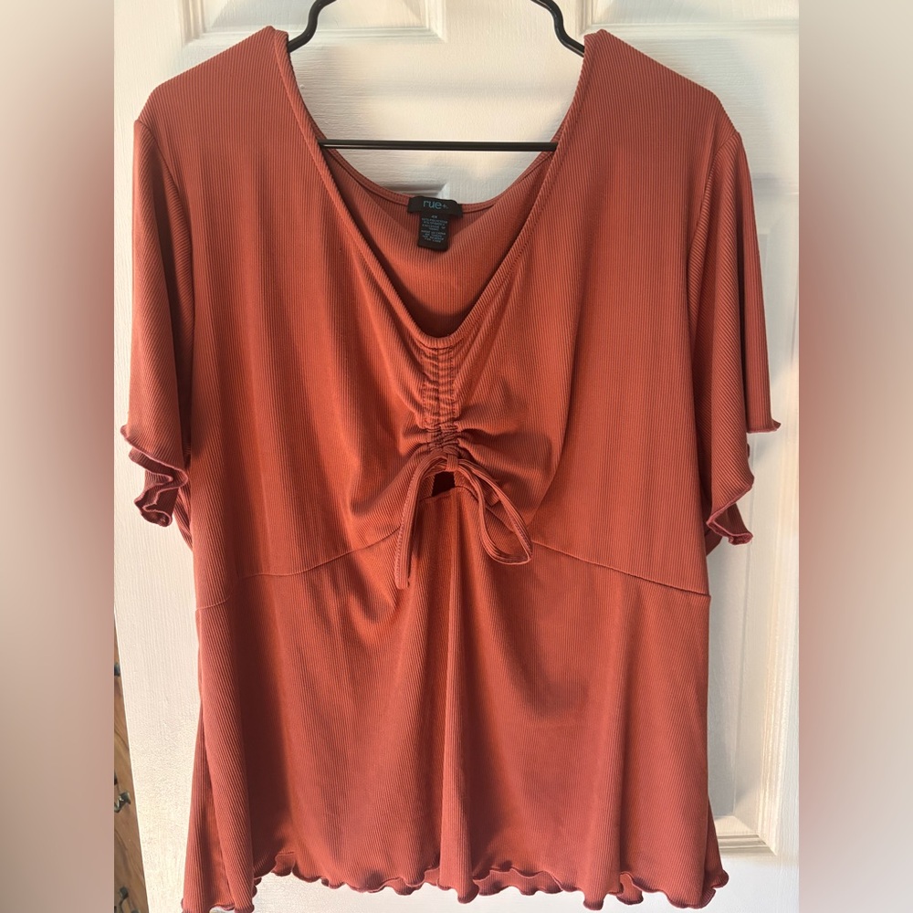 Rue21 top